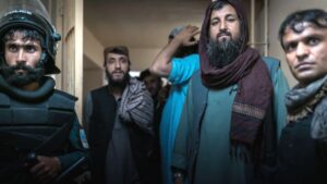 Talibanes liberan a miembros de AlQaeda en Afganistán