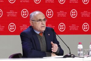 Andreu Camps, cesado de su cargo en la Federacin Espaola de Ftbol