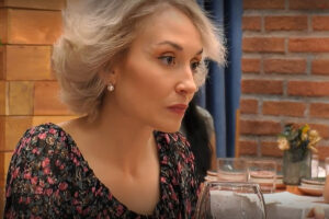 First Dates: La sorprendente respuesta de una soltera de ‘First Dates’ a una pregunta de sexo: «Yo creo que soy muy antigua»