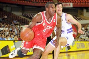 ACB Liga Endesa: El Real Madrid y su cancha talismn: no pierde en Manresa desde hace ms de 25 aos