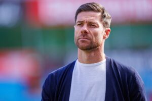 Real Madrid: Xabi Alonso: «¿Entrenar al Madrid? Estamos en septiembre, es pronto»