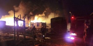 Suben al menos a 70 los muertos en la explosión de un depósito de combustible en Nagorno Karabaj