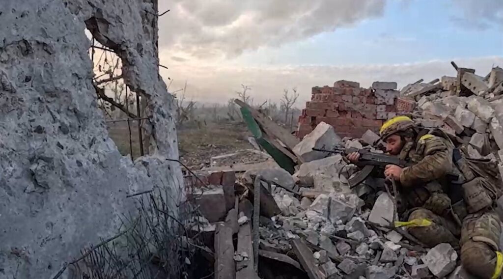 Guerra Ucrania – Rusia | Directo: Ucrania asegura haber roto las líneas defensivas rusas en Bajmut