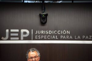 Militares colombianos reconocen más de 300 nuevos asesinatos de civiles durante la época de Uribe