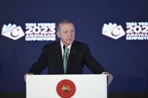 Erdogan dice que Suecia «debe cumplir sus promesas» de cara a recibir el apoyo de Turquía a su adhesión a la OTAN