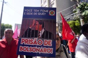 Un ayudante de Bolsonaro afirma que este participó en una reunión con las FFAA para debatir un plan golpista
