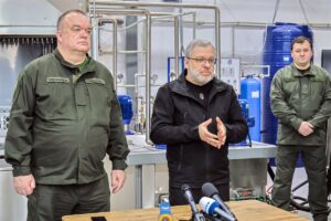 Ucrania advierte de que Rusia podría dejar las bases sentadas para un desastre nuclear en Zaporiyia