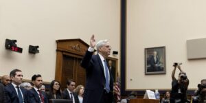 El fiscal general de EE.UU. niega injerencias en la investigación sobre el hijo del presidente Biden