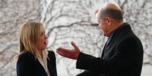 Meloni se queja a Scholz de que Alemania financie ONGs de salvamento en el Mediterráneo