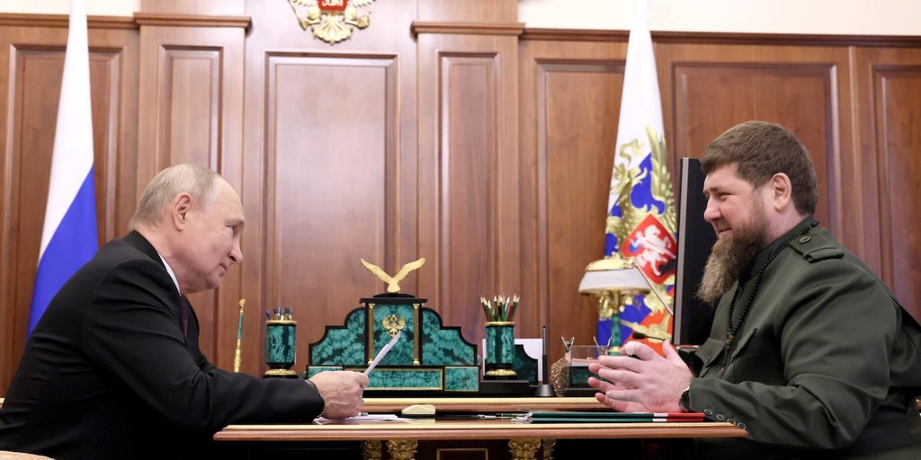 Rusia aumenta en casi un 70% su presupuesto militar para 2024 para intensificar la guerra en Ucrania