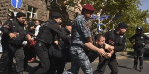 Violencia en Nagorno-Karabaj: cristianos bajo la espada en el Cáucaso sur>