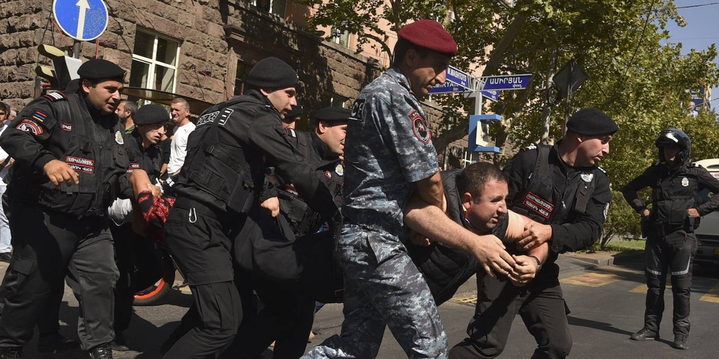 Violencia en Nagorno-Karabaj: cristianos bajo la espada en el Cáucaso sur>