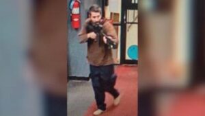 Tiroteo masivo en Maine (Estados Unidos): 18 muertos y 13 heridos…. e identifican al asesino