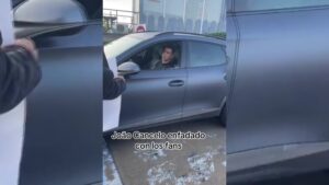 FC Barcelona: Cancelo, sobre su enfado: «No son aficionados y quieren fotos para luego venderlas»