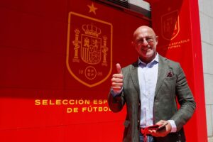 Seleccin espaola: De la Fuente consolida el bloque y mete a Jess Navas, Sancet, Oyarzabal y Fran Garca