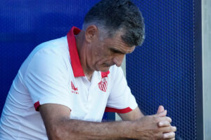 Sevilla FC: Oficial: Mendilibar deja de ser entrenador del Sevilla