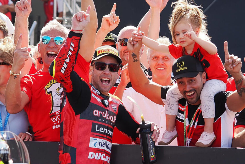 WSBK 2023 – Portimao: Bautista firma el triplete en Portimao… y se proclamar bicampen en Jerez