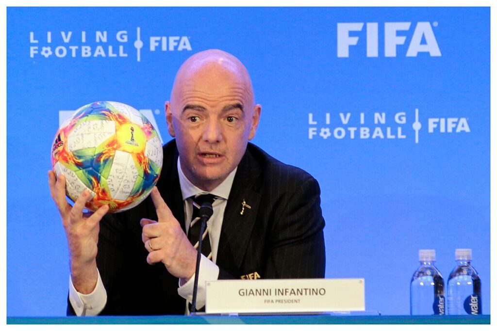 «La FIFA no es para los romnticos»