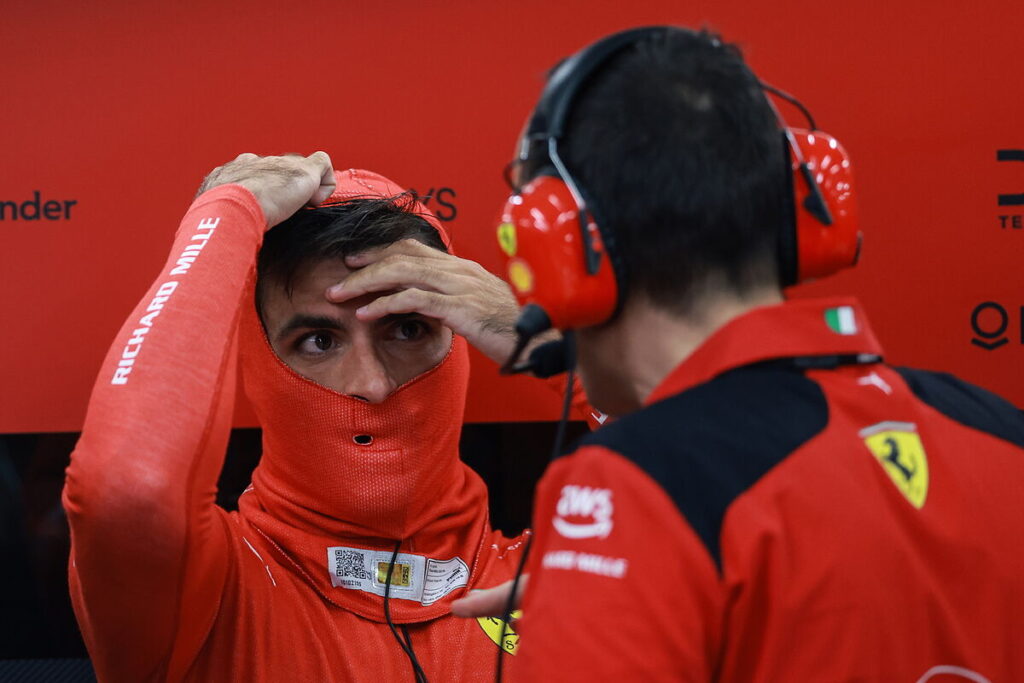 GP Qatar F1 2023: Carlos Sainz: «Yo apoyara ir por el camino de la seguridad con los neumticos»