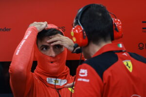 GP Qatar F1 2023: Carlos Sainz: «Yo apoyara ir por el camino de la seguridad con los neumticos»