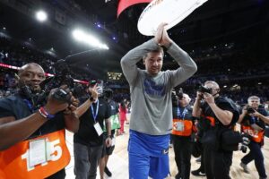NBA: Doncic, ¿el mejor del mundo?: «Uno de ellos, pero no estamos en tenis…»