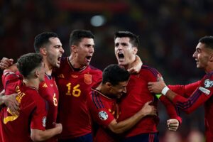 Seleccin espaola: Navas-Morata, la sociedad de los 30 que rescat a Espaa ante Escocia