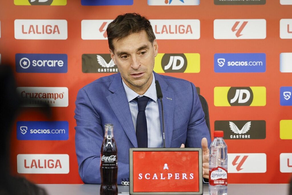 Sevilla FC: Diego Alonso: «Lo primero que quiero ver es a un Sevilla valiente»