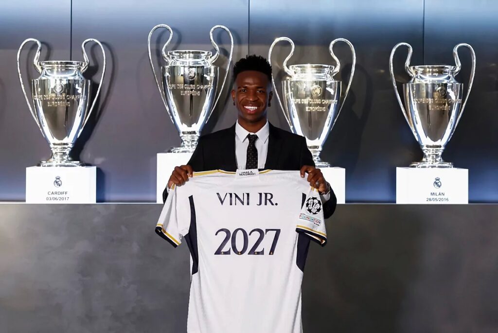 Real Madrid: Vinicius: «Ojal pueda ser una leyenda del Real Madrid»