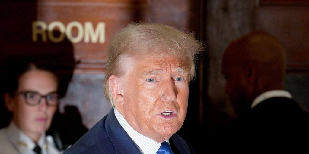 Trump, multado con 10.000 dólares tras violar una orden de silencio durante su juicio por fraude civil