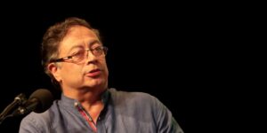 La Fiscalía de Colombia pide investigar al presidente Gustavo Petro por recibir dinero ilegal en su campaña