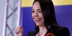 María Corina Machado desafía las amenazas de Maduro con la masiva votación de las primarias