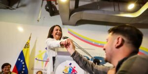 María Corina Machado se presentará a las presidenciales «aunque no quiera Maduro»