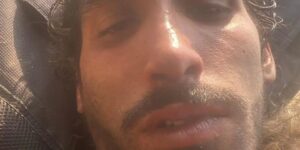 «Escondido en el búnker, escuché ‘Alá es Grande’ y recé para que mi muerte fuera rápida»