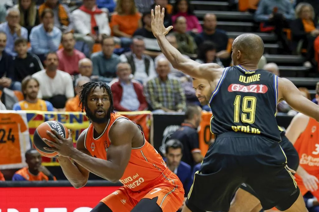 Euroliga: Un arren final mantiene la buena racha del Valencia Basket