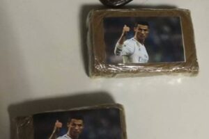 El curioso hallazgo de los Mossos en un control de trfico: droga con la foto de Cristiano Ronaldo