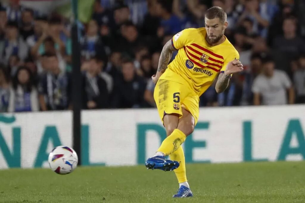 Real Sociedad – Barcelona| LaLiga EA Sports: Iigo Martnez: «Pona tantas cosas en el papel…»