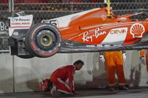 GP Las Vegas 2023: Sainz (2º), condenado por la FIA; Alonso (3º) no va tan mal como creía en Las Vegas
