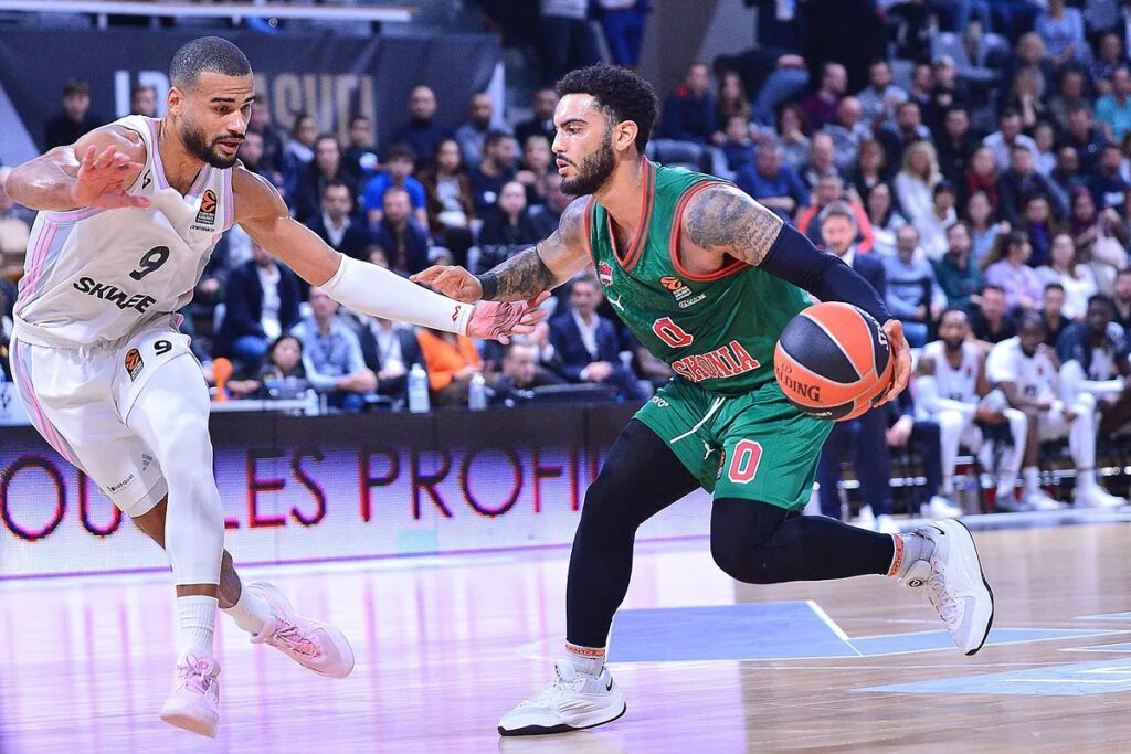Euroliga: El Baskonia remonta 16 puntos y prolonga el ‘efecto Ivanovic’