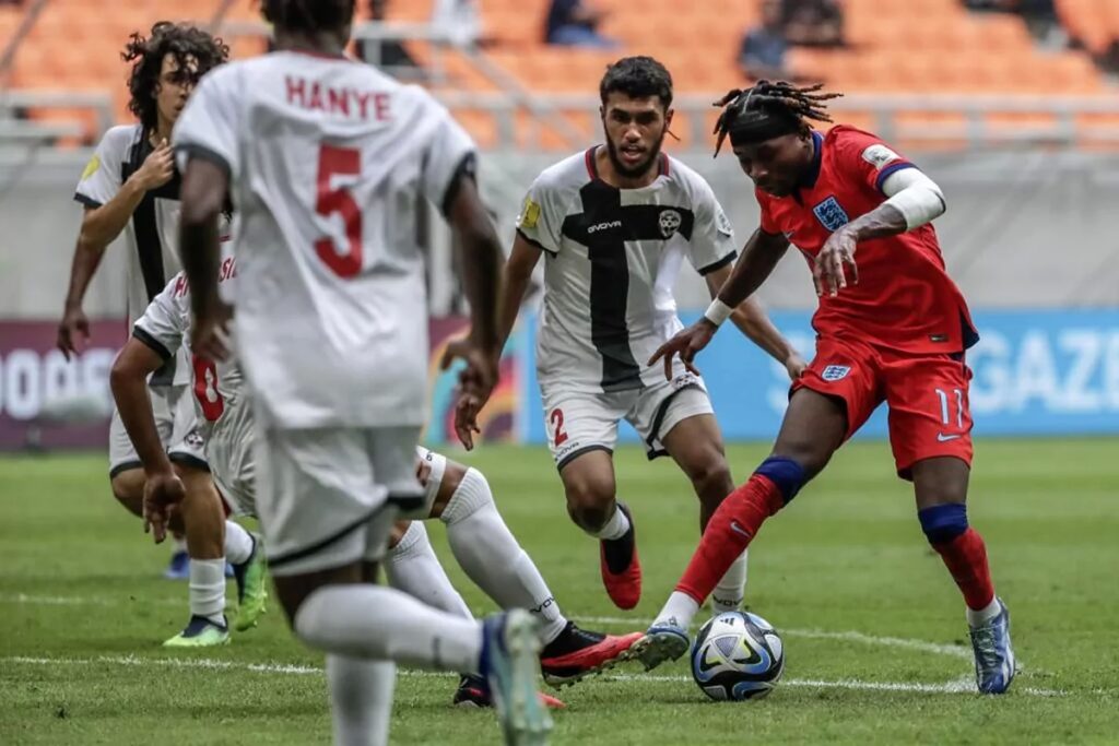 Joel Ndala: el canterano del City que regatea ms que Doku