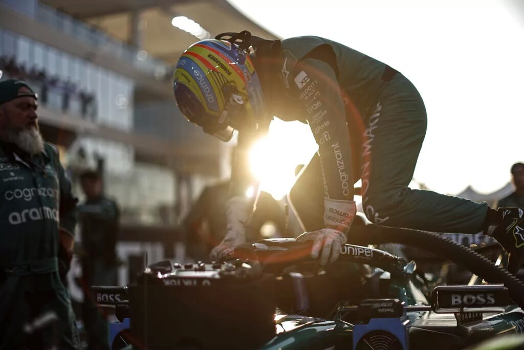 GP Abu Dhabi F1 2023: Alonso: «Hamilton tiene calidad y mucha experiencia, pero yo tengo ms»