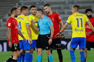 Cdiz C.F.: El Cdiz CF se queja de DAZN