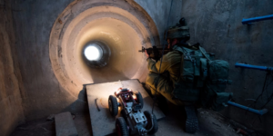 Así funcionan las ‘bombas esponja’, el arma secreta que planea usarse en los túneles de Gaza