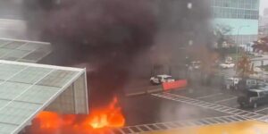 Cerrados los puntos fronterizos entre Canadá y EE.UU. en las Cataratas del Niágara tras una explosión en un puente