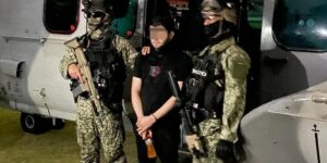 México detiene al jefe de seguridad de los Chapitos, con varias órdenes de captura en EE.UU.
