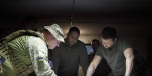 Una diputada del partido de Zelenski pide la destitución del jefe del Ejército