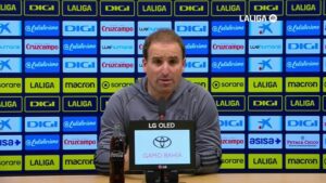 Cdiz – Osasuna | LaLiga EA Sports: Arrasate: «Con el ftbol moderno es penalti, pero, para m nunca debe ser penalti»