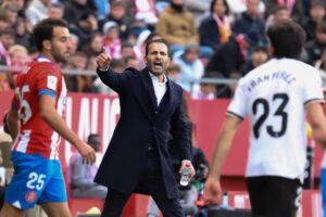 Girona – Valencia | LaLiga EA Sports: Baraja aclara su polmica con Iglesias Villanueva: «Diego Lpez tena una costilla rota»