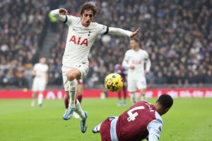 Premier League: El resurgir de Bryan Gil en el Tottenham: «Ser muy importante para nosotros»