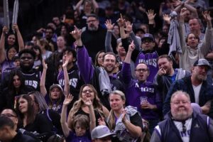 NBA: Muere un aficionado de los Kings en pleno partido ante los Pelicans: no se suspendi y finaliz con normalidad