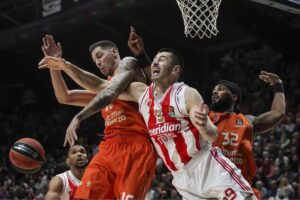 Euroliga: El Valencia Basket sufre ante el Estrella Roja pero vuelve a la senda del triunfo